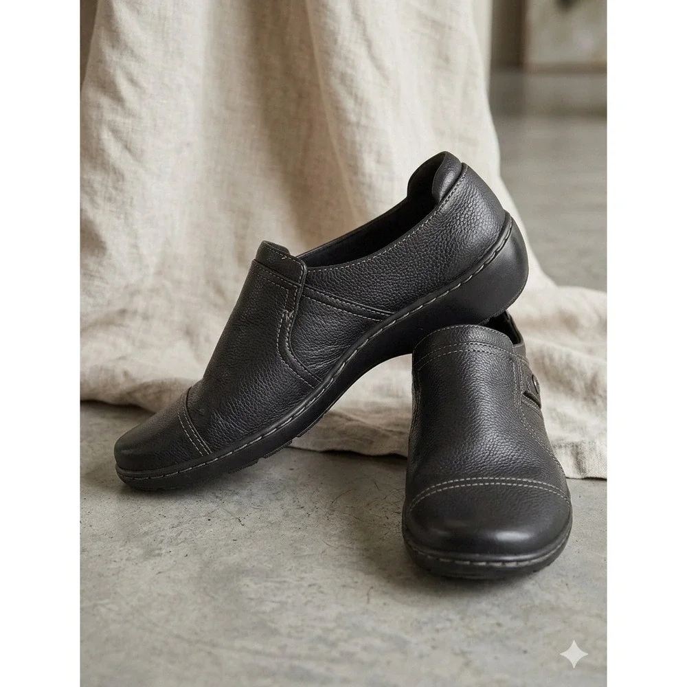Clarks‎ Cora Poppy Loafers Womens 9.5 Black Excellent